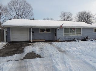 921 Pennsylvania Ave, Aurora, IL 60506