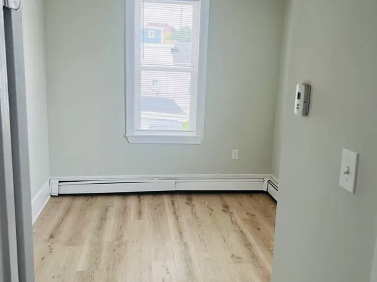 62 Greenwich St #2R — Photo 7