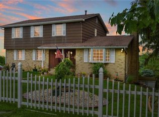 2631 Kenview Dr, New Kensington, PA 15068