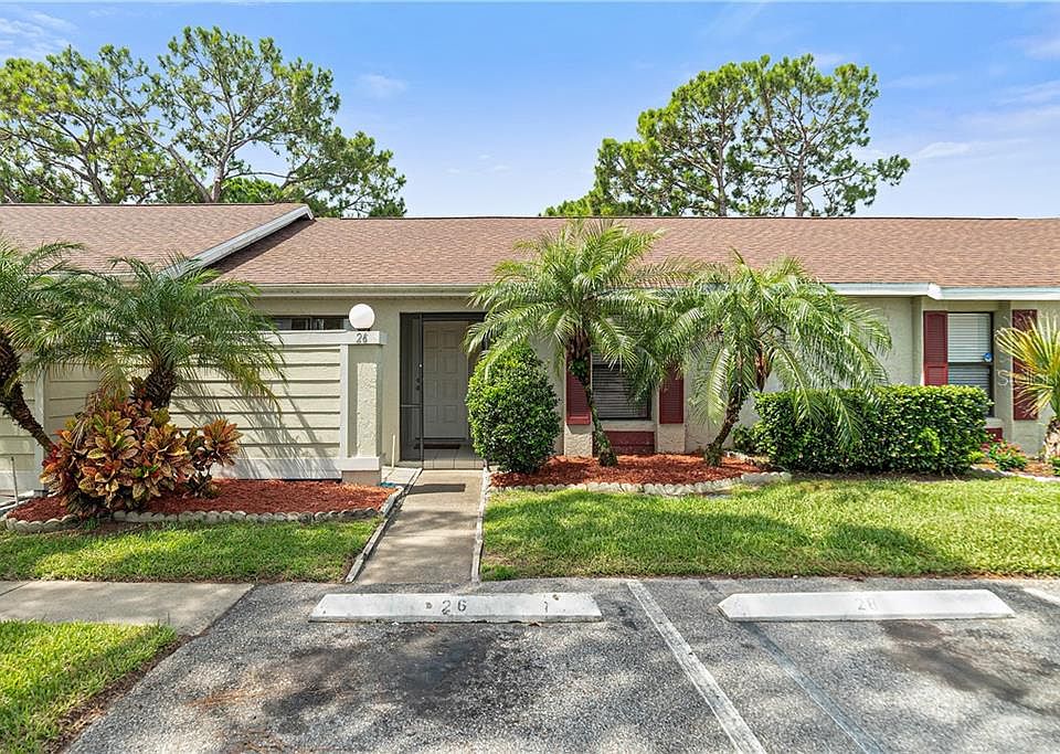 1st image of 26 Pine Island Cir