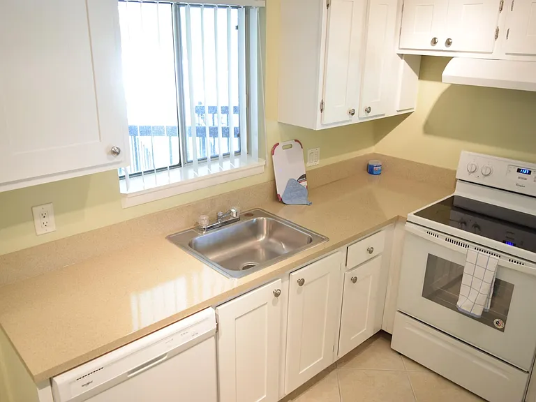 6540 Chasewood Dr #H — Photo 22
