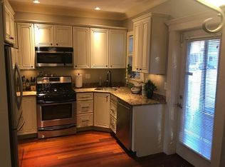 679 E 7th St #1, South Boston, MA 02127