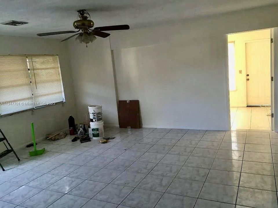 1st image of 1210 N 58th Ave #1210