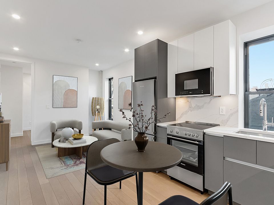 1st image of 19 Wyckoff St APT 3