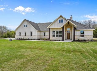 3001 Debbie Dr, Weatherford, TX 76087