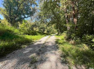 1010 Woods Rd, Buncombe, IL 62912