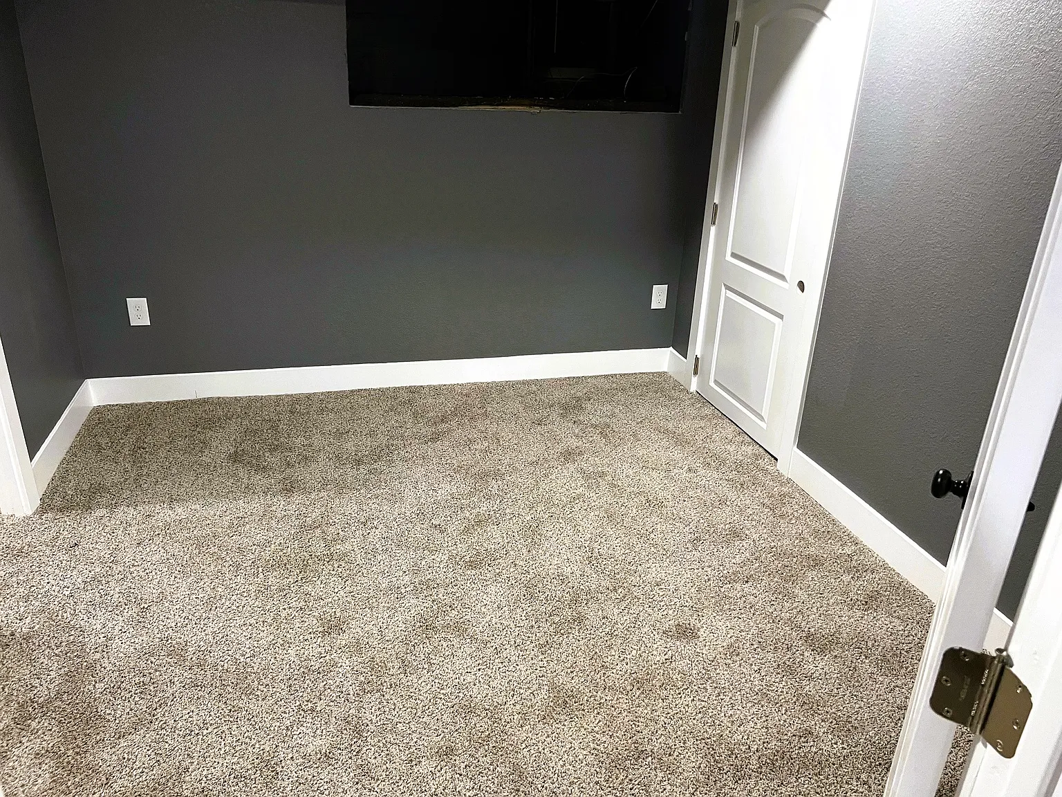 3 bed, 1050 sqft, $1,400 — Photo 3