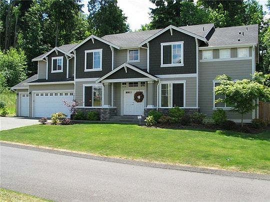 1st image of 1406 32nd Street Pl