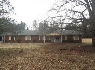 1111 Country Ln, Winston Salem, NC 27107