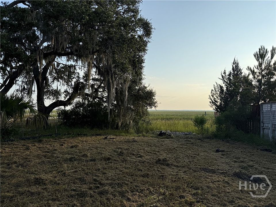 2nd image of 212 Fish Hawk Lane