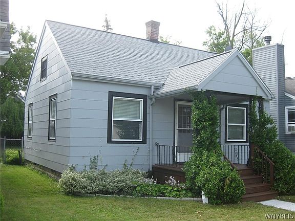 3rd image of 245 Fredericka St