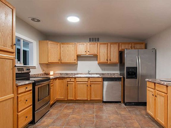 3rd image of 2050 E 25th Pl