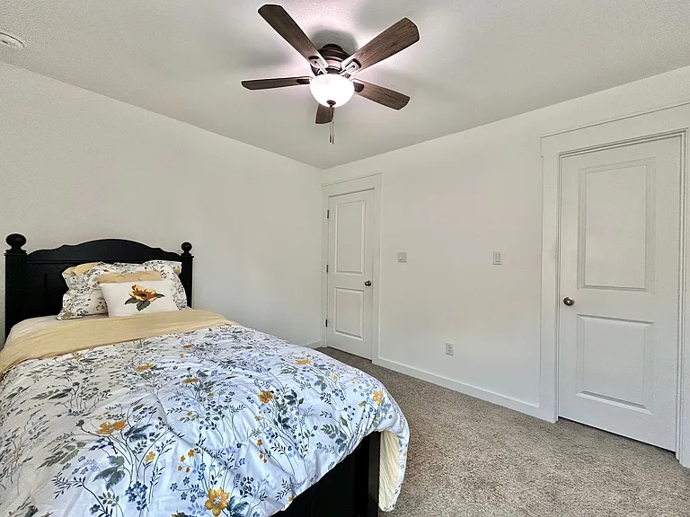 1357 Kneehigh Ln — Photo 22