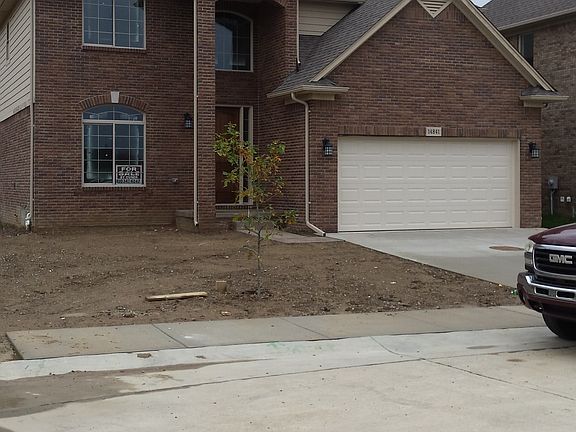 2nd image of 14841 Stoney Brook Dr W
