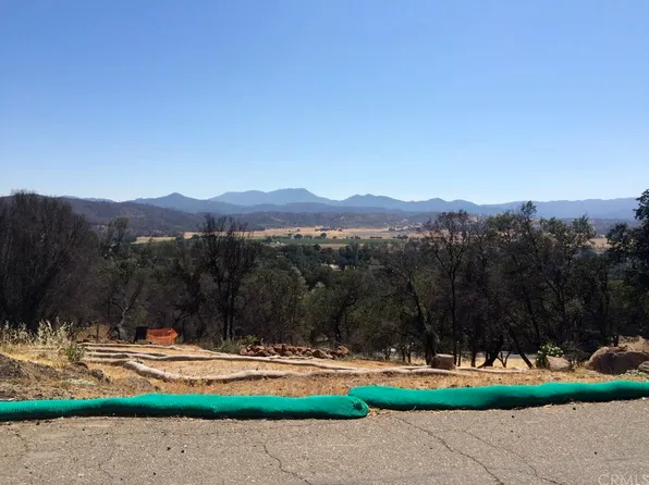 18335 Grizzly Ct, Hidden Valley Lake, CA 95467