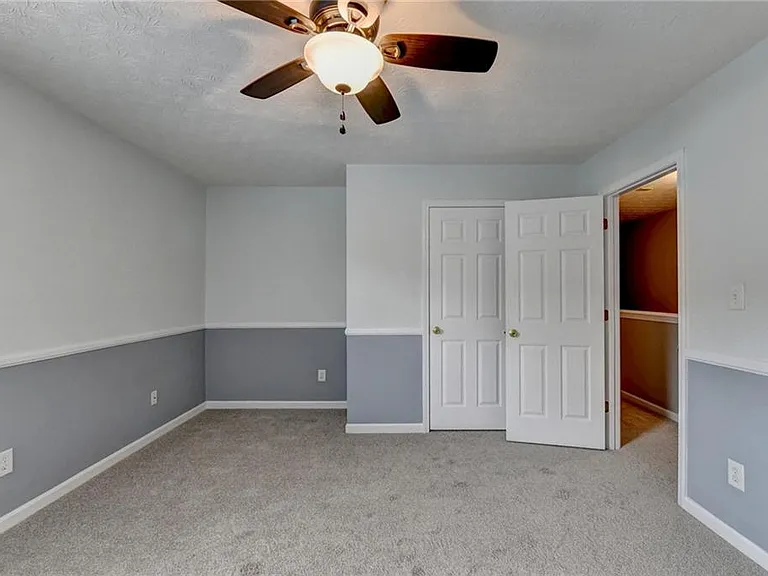 3067 Kentmere Dr — Photo 39