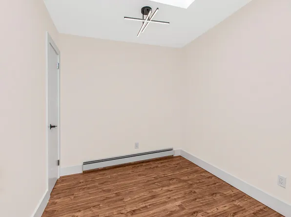 22 Betty Court image 16 of 16