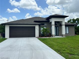 722 Aletha Ave S, Lehigh Acres, FL 33974