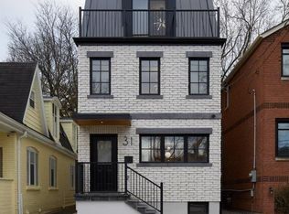 31 Roslin Ave, Toronto, ON M4N1Y8