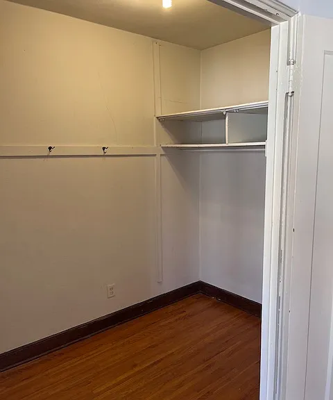 204 N 6th St #C5 — Photo 2