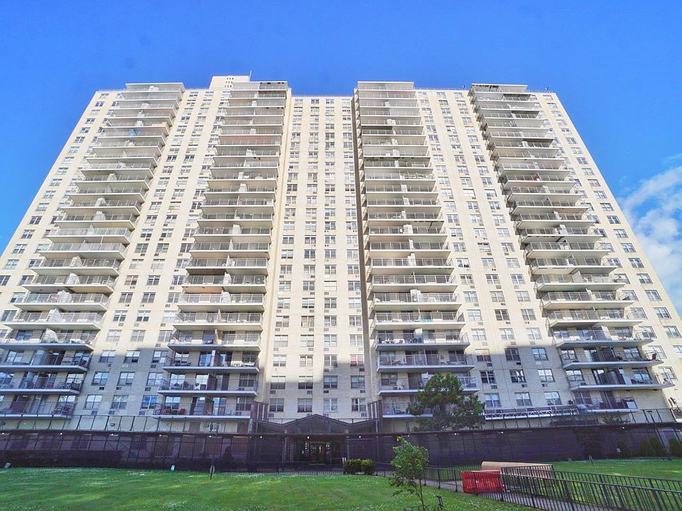 1st image of 501 Surf Ave #11