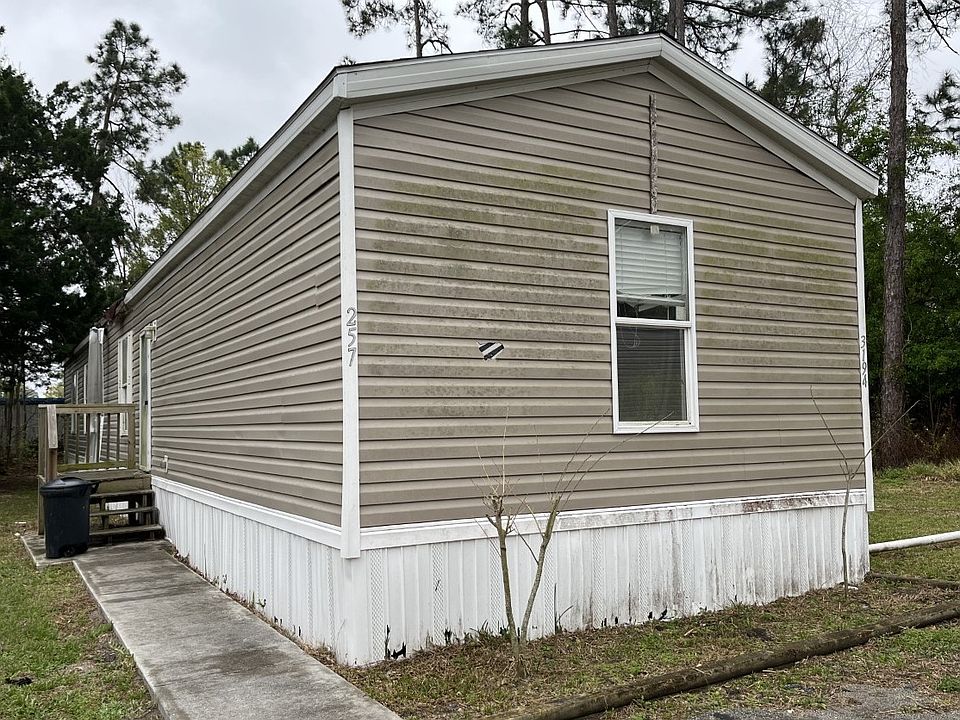 1st image of 3194 Calder Dr