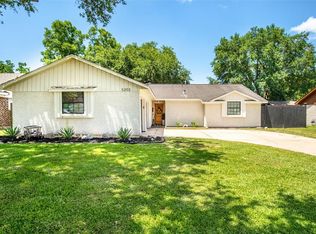 5203 Camden Ln, Pearland, TX 77584