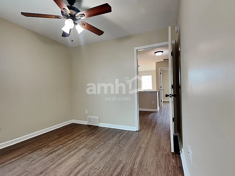 1242 Carlton Ridge Dr — Photo 15