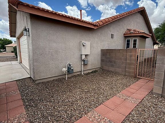 5th image of 9652 E Paseo Juan Tabo