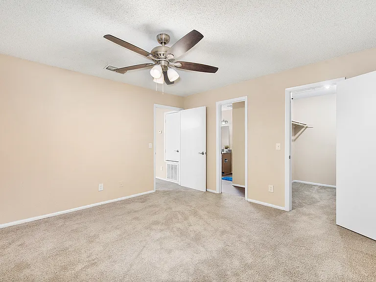 MAA Southlake — Photo 11