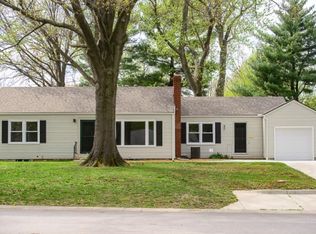 7600 Mackey St, Overland Park, KS 66204