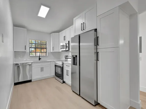321 Olivewood Place #O221, Boca Raton, FL 33431