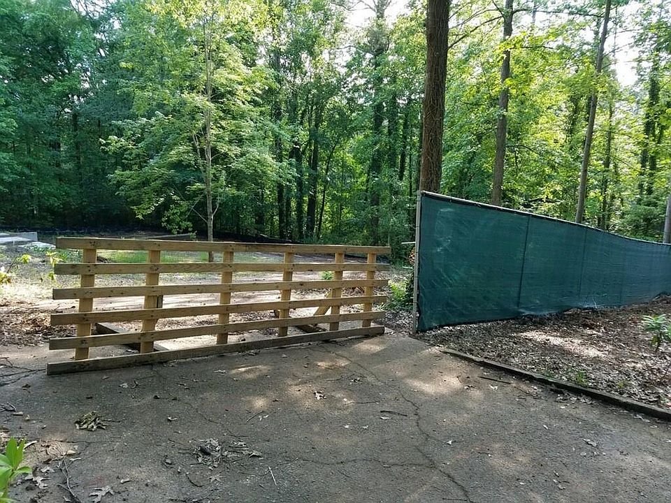 2nd image of 1120 Pine Grove Pointe Dr Lot 11