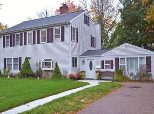 31 Hardwick Rd, Natick, MA 01760
