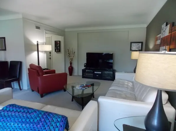 19425 Van Aken Blvd APT 408, Shaker Heights, OH 44122