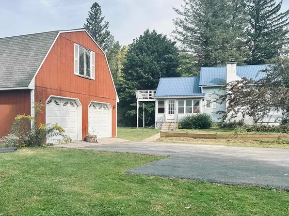 1041 North Branch Street, Bennington, VT 05201