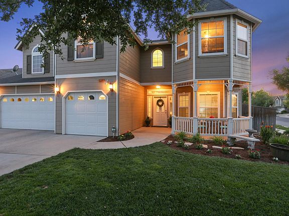 2nd image of 1123 N Valley Ct
