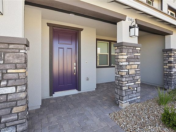 3rd image of 12460 Kings Creek Pl