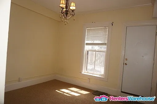 596 Summit Ave #2 — Photo 10