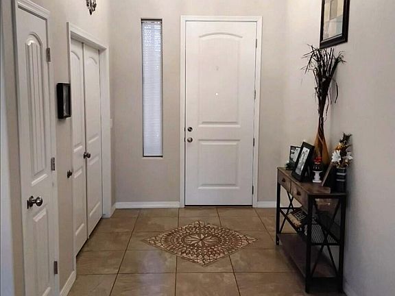 3rd image of 4143 N Stampede Rd