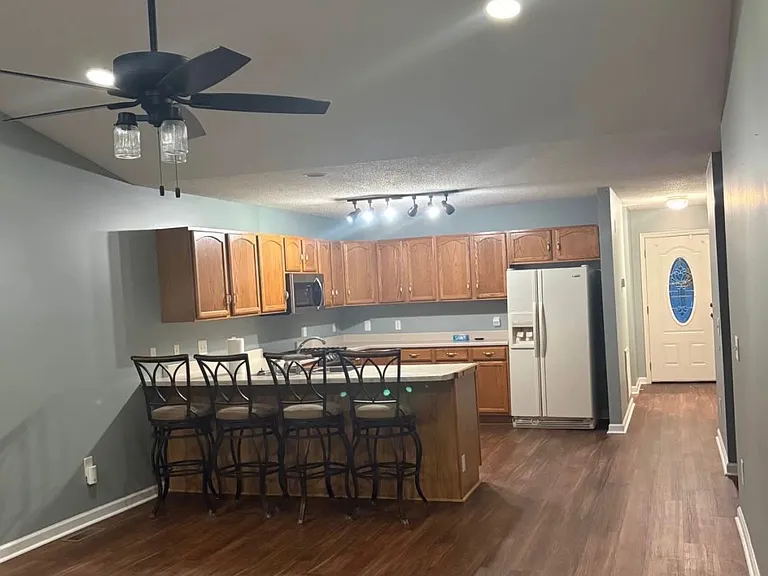 244 Hunter Hills Cir #3 — Photo 6