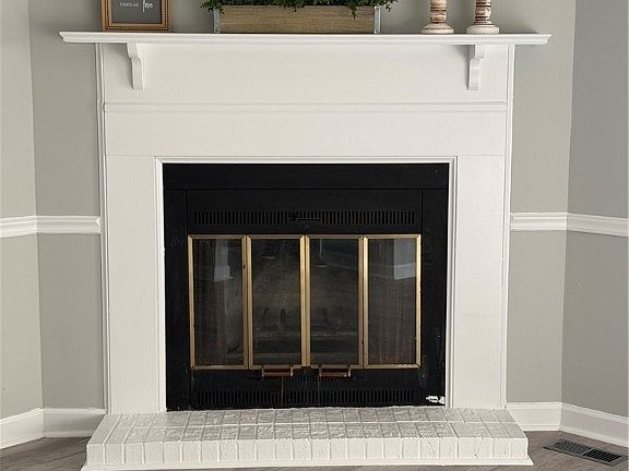 5th image of 4823 Pinedale Blvd