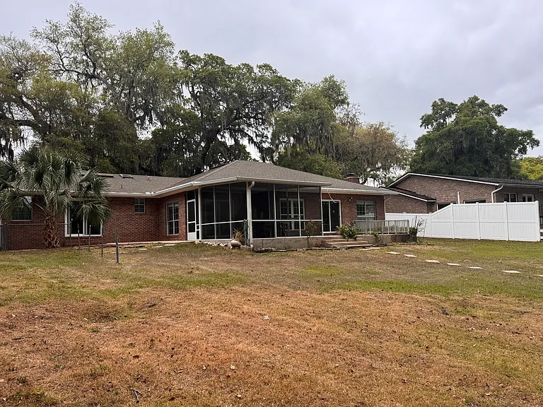 700 Governors Cir — Photo 24
