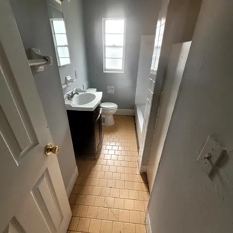 2 bed, 800 sqft, $1,095 — Photo 2