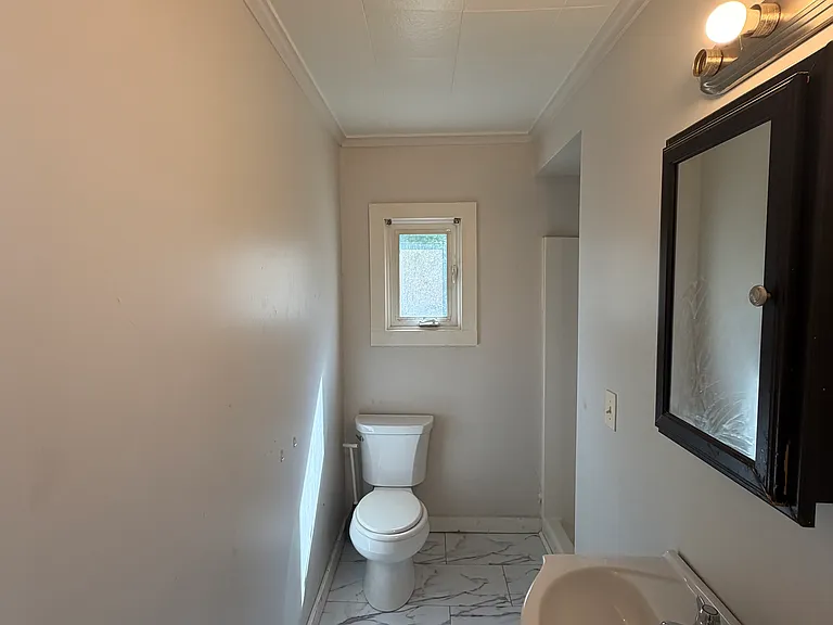 1864 Albany St #1 — Photo 10