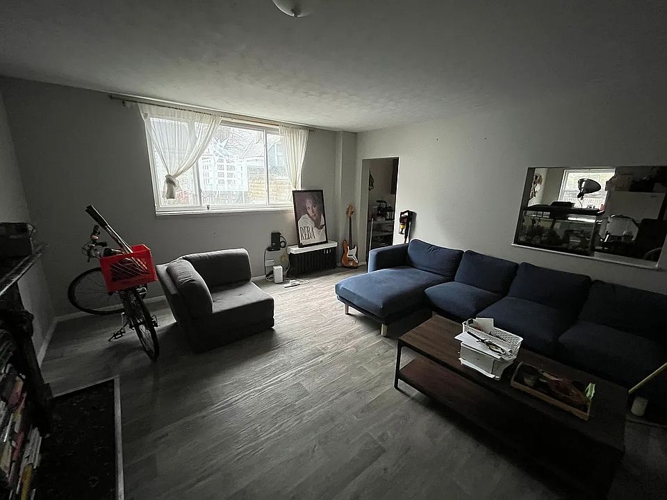 1st image of 6633 Selwyn St #1