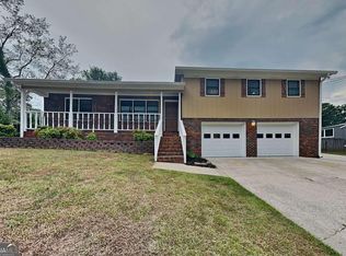 3028 Leesburg Trl, Woodstock, GA