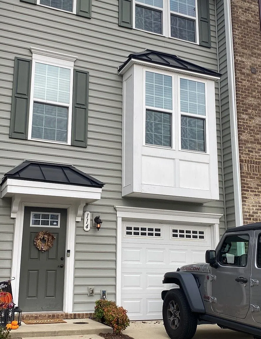 3 bed, 1736 sqft, $2,550 — Photo 1