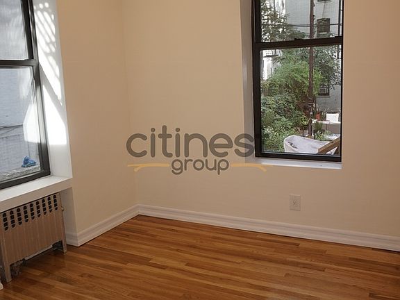 4th image of 210 Prospect Park W #1B2
