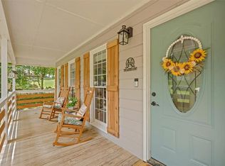 425 Shelby Ln, Hiram, GA 30141